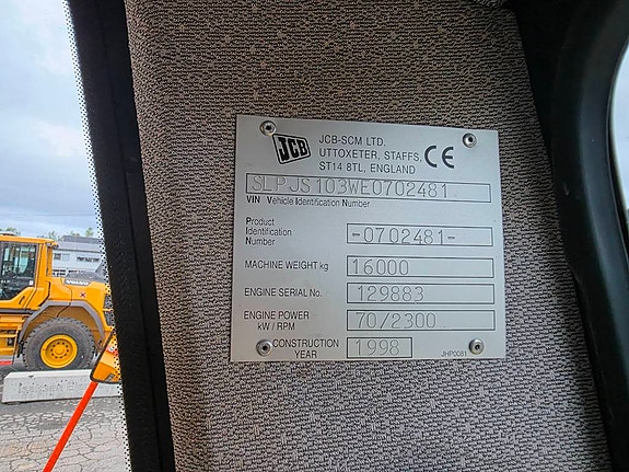 JCB JS 160 LC 16 of 20