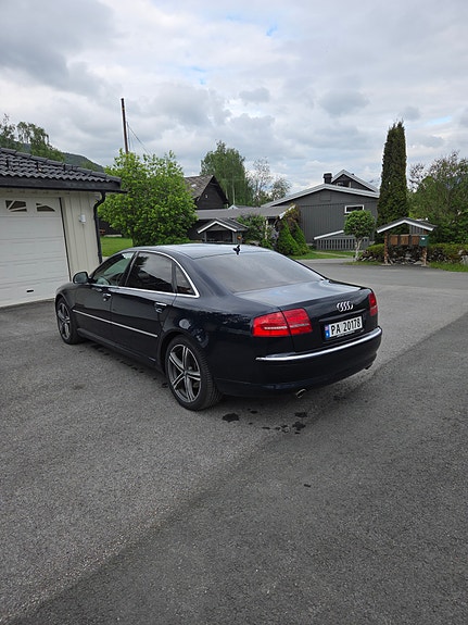 Audi A8 5 of 12
