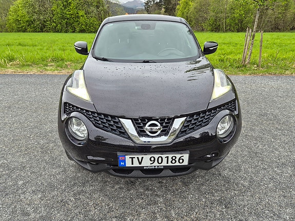 Nissan Juke 2 of 5