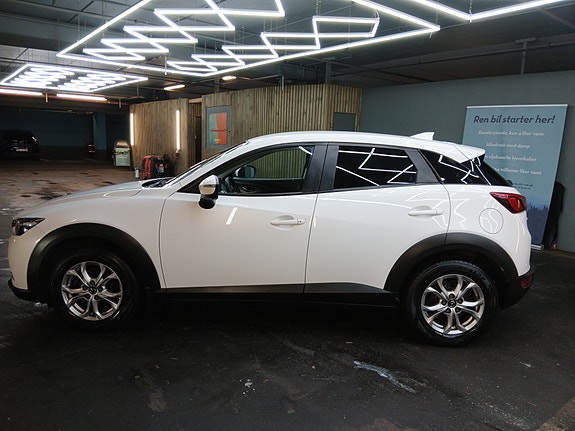 Mazda CX-3 2 of 5