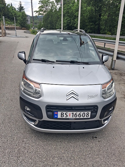 Citroen C3 Picasso 2 of 5