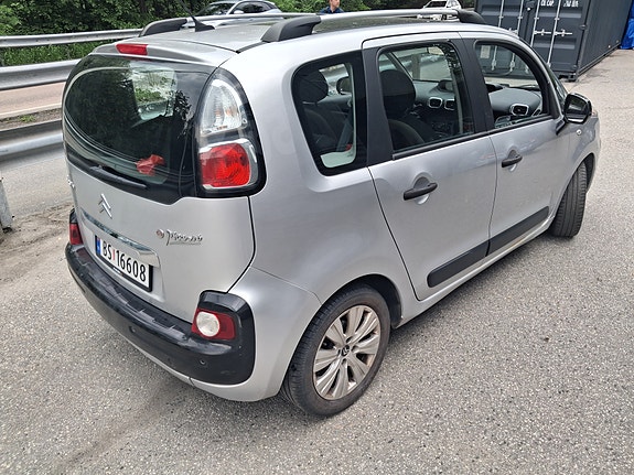Citroen C3 Picasso 4 of 5