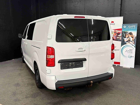 Opel Vivaro 5 of 5
