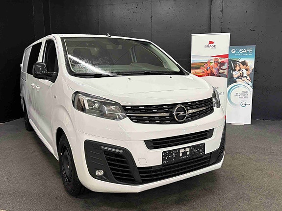 Opel Vivaro 2 of 5