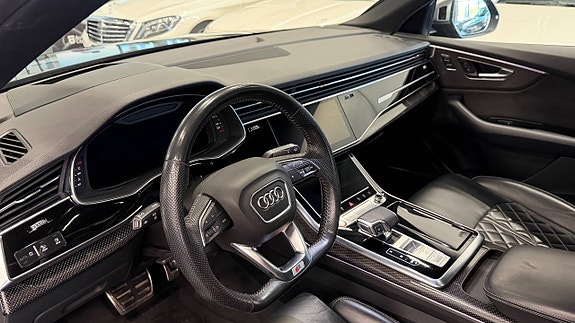 Audi SQ8 19 of 30