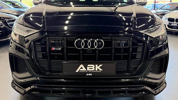 Audi SQ8 4 of 30