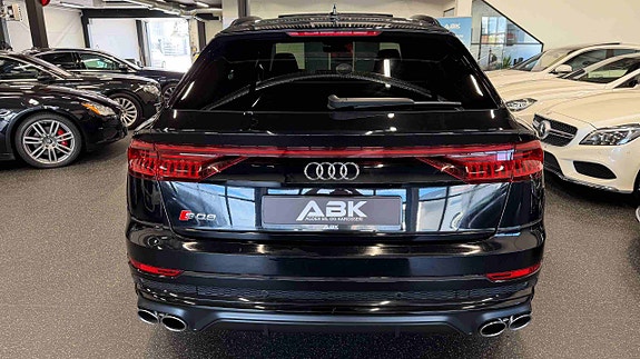 Audi SQ8 10 of 30