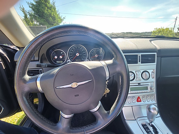 Chrysler Crossfire 6 of 10