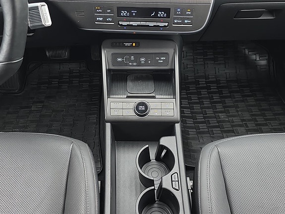 Hyundai Kona 13 of 22