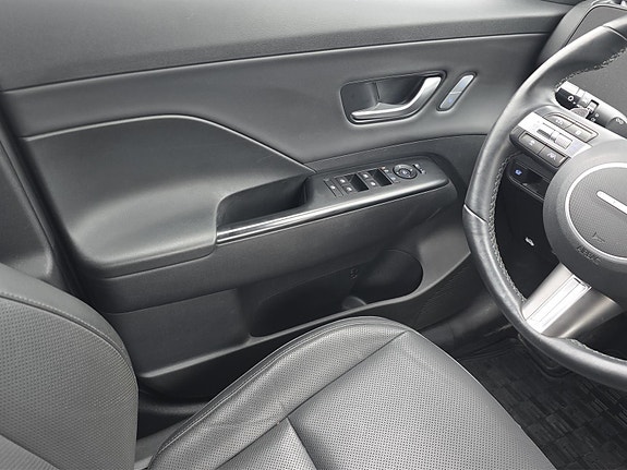Hyundai Kona 11 of 22