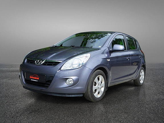 Hyundai i20 5 of 30