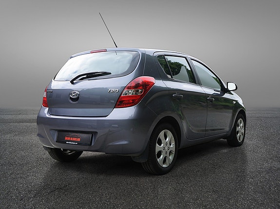 Hyundai i20 9 of 30
