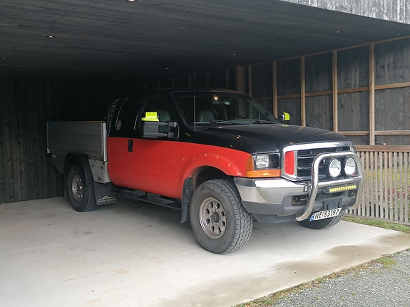 Ford F-250 17 of 30
