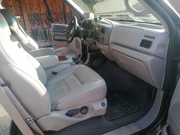 Ford F-250 28 of 30