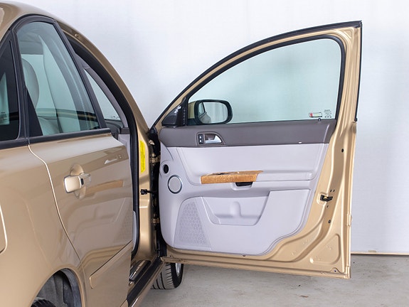 Volvo S40 13 of 30