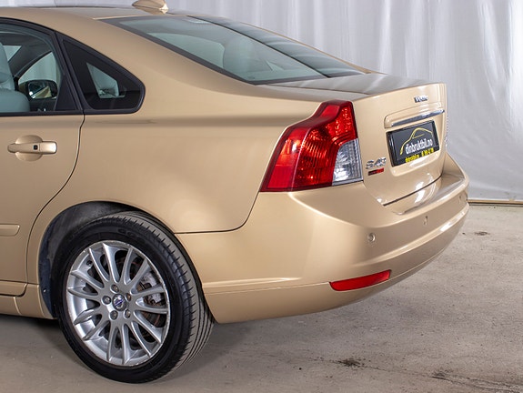 Volvo S40 9 of 30