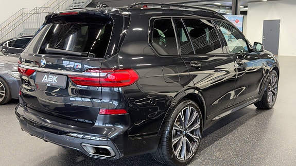 BMW X7 11 of 30