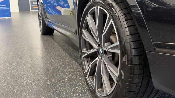 BMW X7 17 of 30