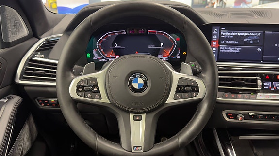 BMW X7 28 of 30
