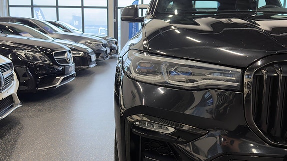 BMW X7 7 of 30