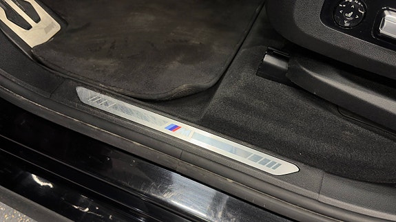 BMW X7 22 of 30