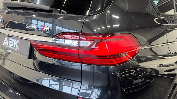 BMW X7 12 of 30