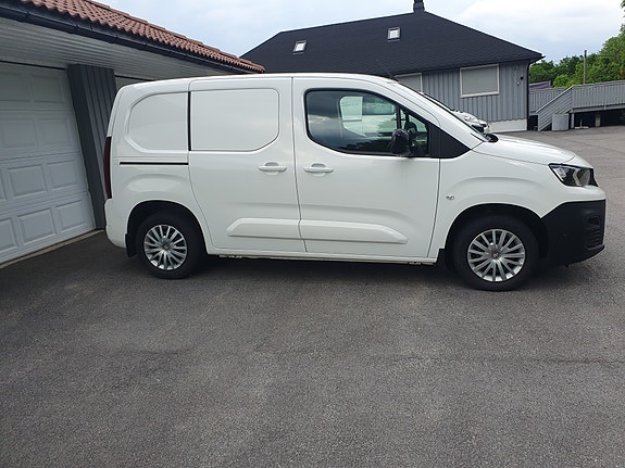 Peugeot Partner 3 of 5