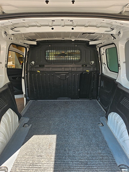 Peugeot Partner 5 of 5
