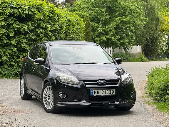 Ford Focus 3 of 5