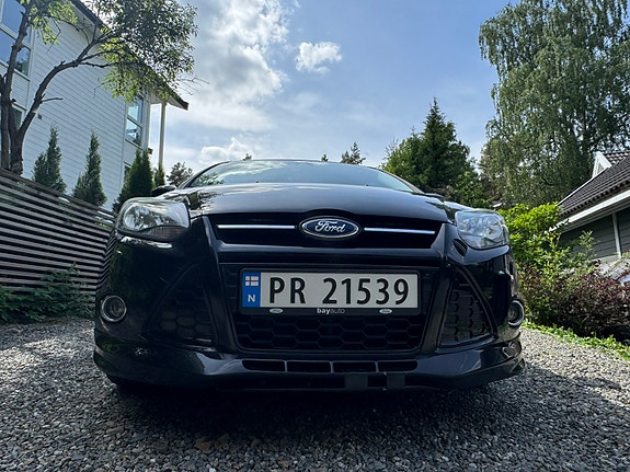 Ford Focus 5 of 5