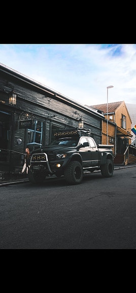 Dodge RAM 2500 3 of 30