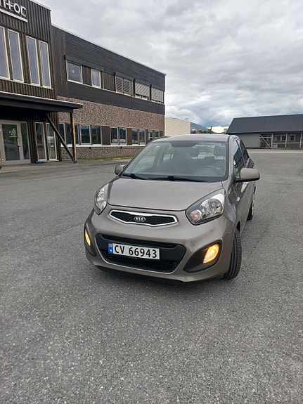 Kia Picanto 5 of 5