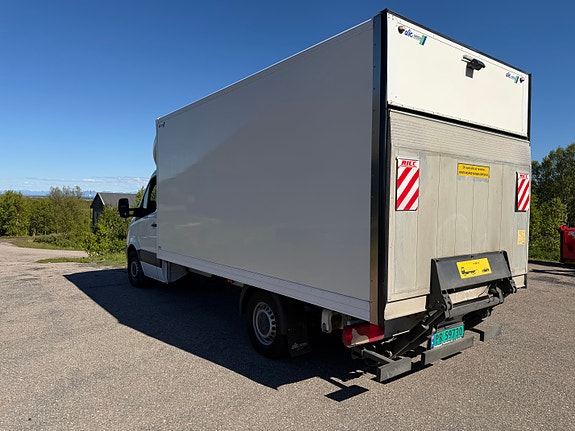 Mercedes-Benz Sprinter 316 2 of 11