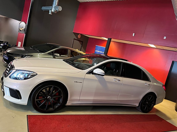 Mercedes-Benz S63 2 of 5