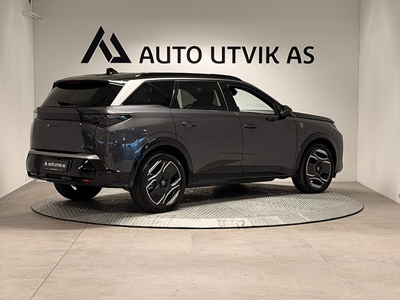 Peugeot 5008 3 of 5