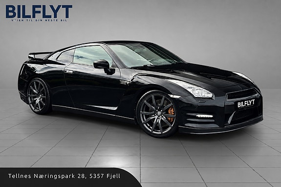 Nissan GT-R