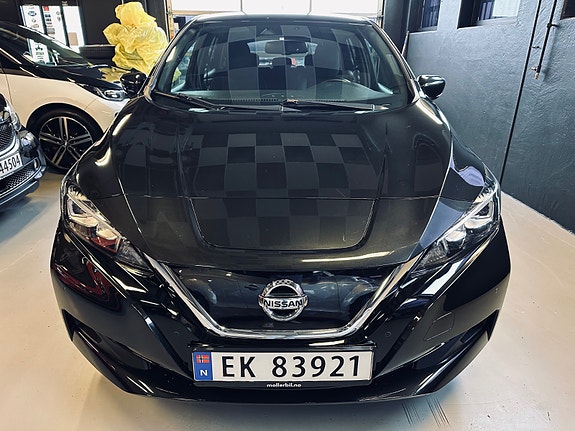 Nissan Leaf 5 of 30