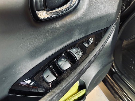 Nissan Leaf 20 of 30