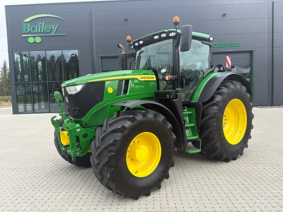 John Deere 6R215 24 of 29