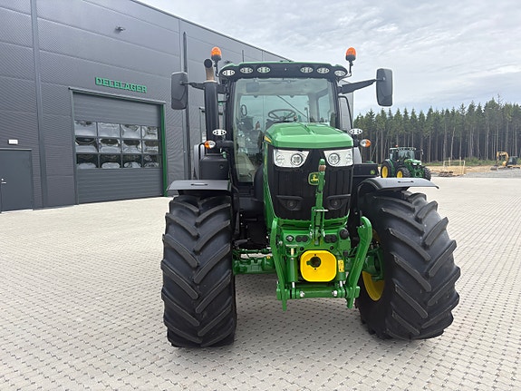 John Deere 6R215 16 of 29