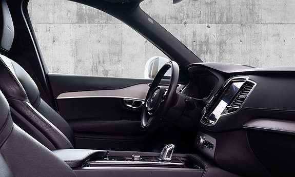 Volvo XC90 20 of 25