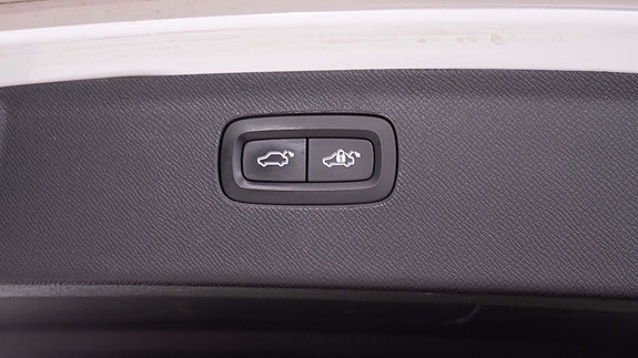 Volvo XC90 24 of 25