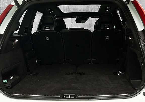 Volvo XC90 22 of 25