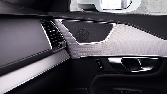 Volvo XC90 19 of 25
