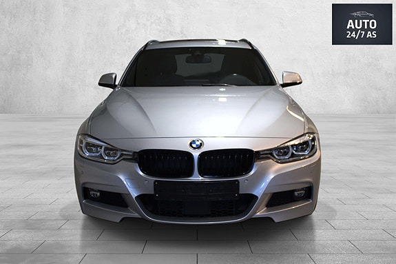 BMW 320i 3 of 30