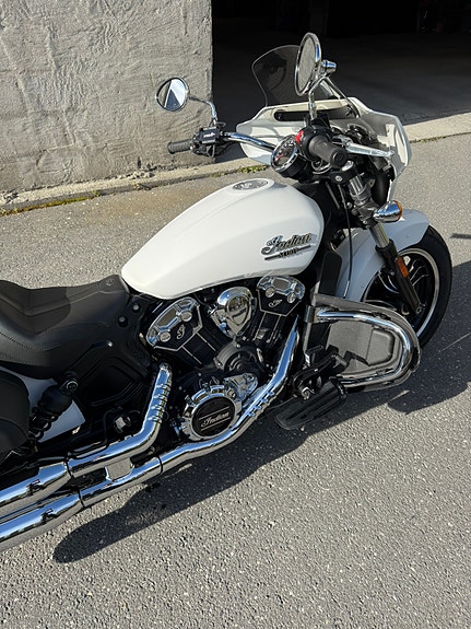 INDIAN Scout 3 of 18
