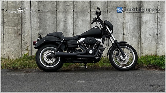 Harley-Davidson FXDBI Street Bob Club Style / Vance&Hines / Proggresive
