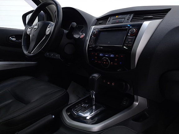Nissan Navara 18 of 30