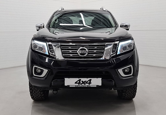 Nissan Navara 2 of 5