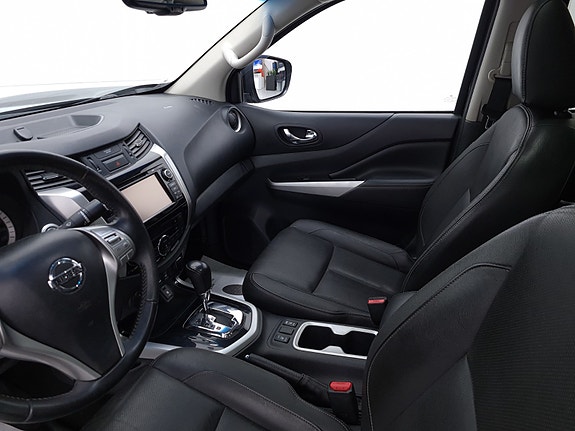 Nissan Navara 10 of 30